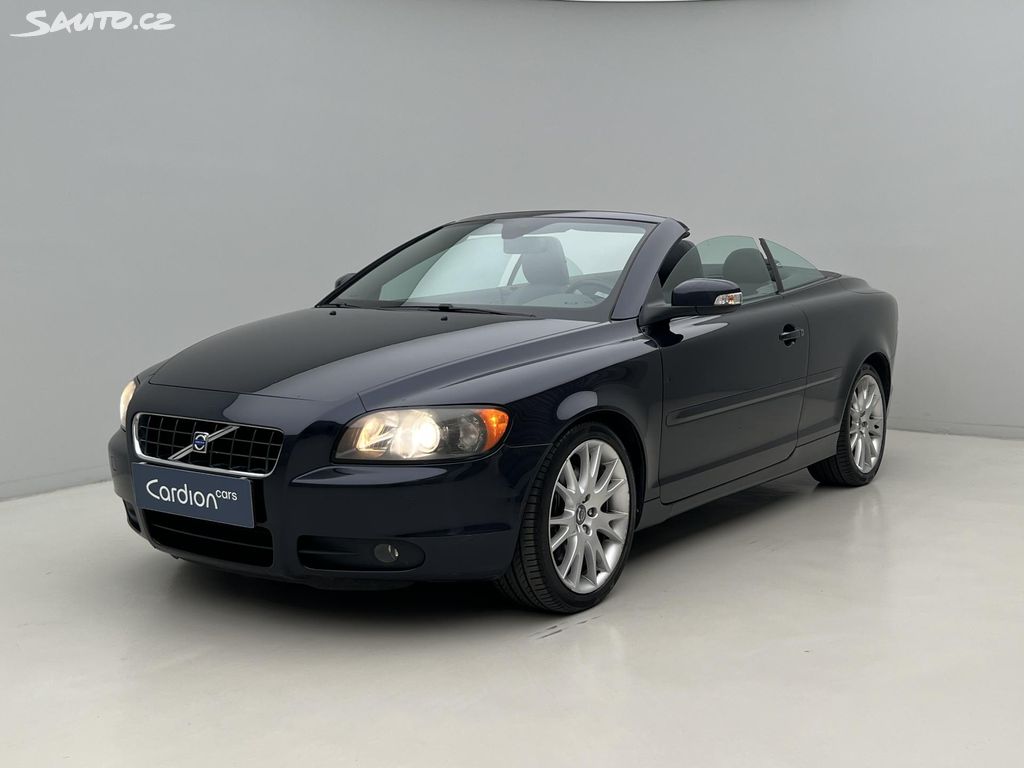 Volvo C70, MOMENTUM
